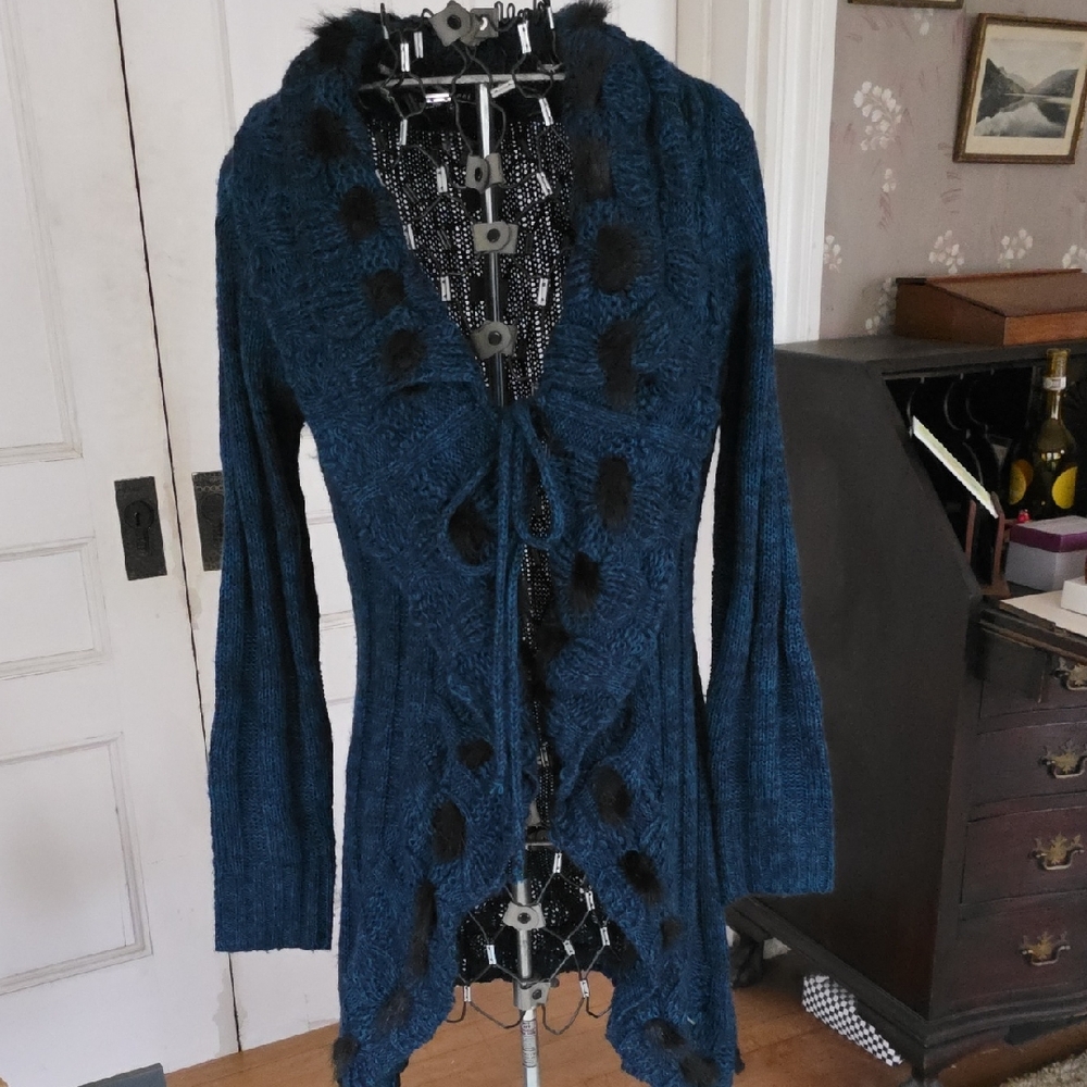 Elegant Blue Women's Cardigan